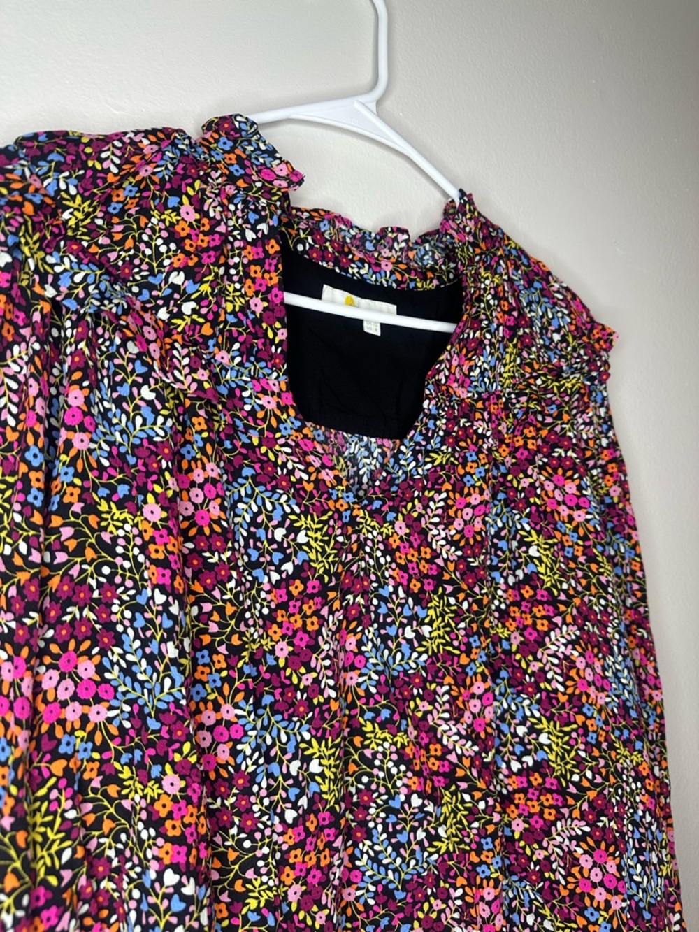 Boden Women's Floral Print Long Sleeve Ruffle Blouse Sz 8 Multicolor Feminine - Picture 2 of 6